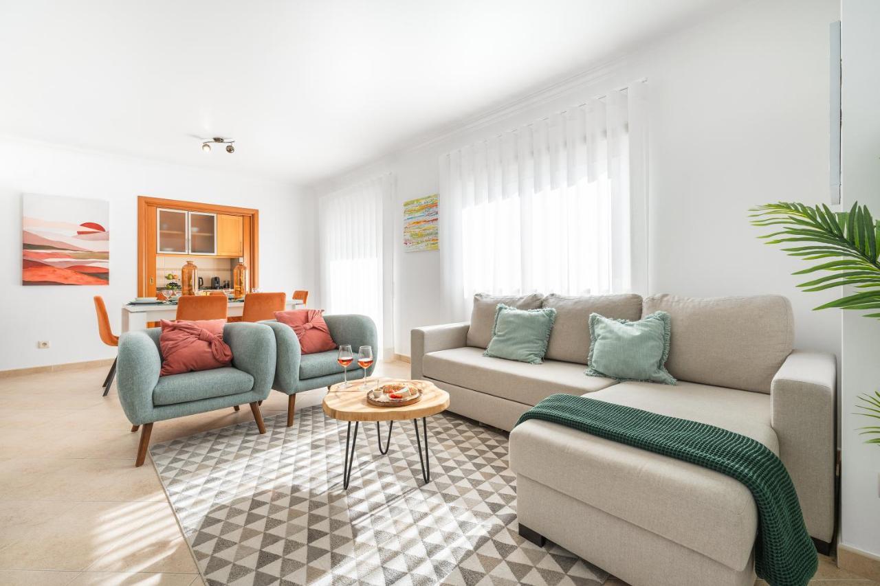 Ocean Getaway - Private Parking And Sea View Apartman Nazaré Kültér fotó